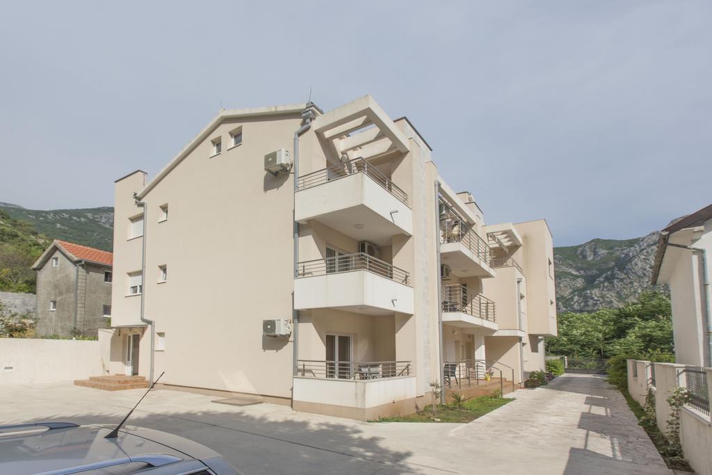 Apartment San Marco Risan Exterior foto
